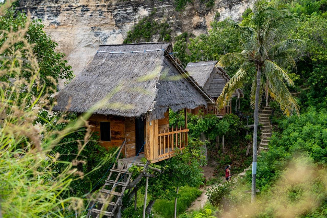 Wk Gamat Garden Hotel Toyapakeh Buitenkant foto