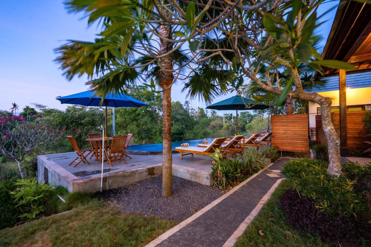 Wk Gamat Garden Hotel Toyapakeh Buitenkant foto